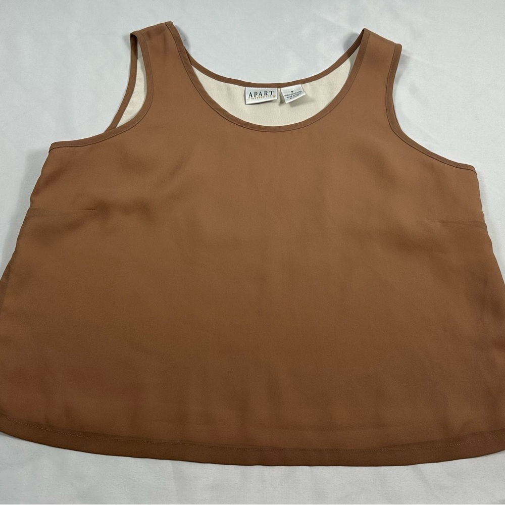 ⭐️5/25⭐️Y2K woman’s Brown Tank Top